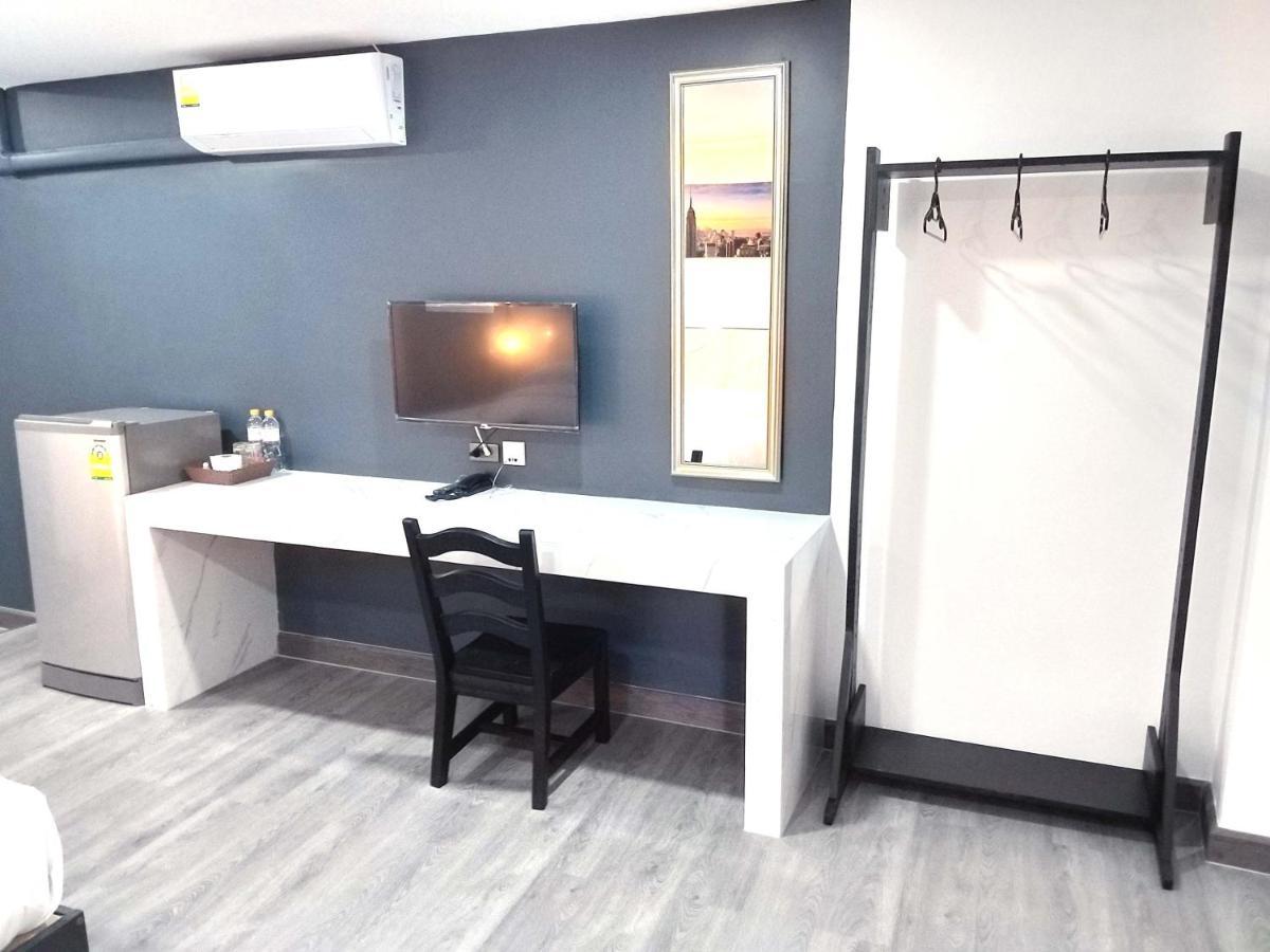 Prinn Hotel Rayong Extérieur photo