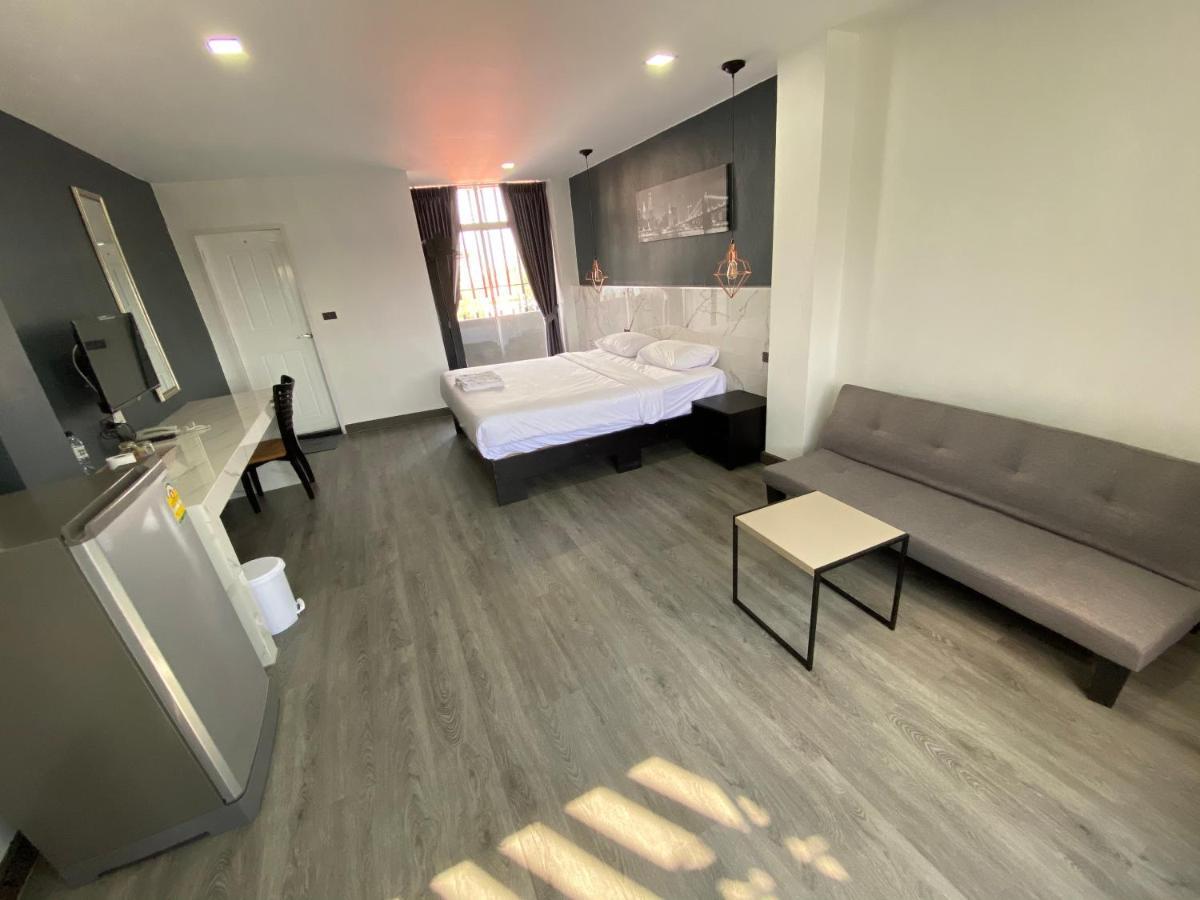 Prinn Hotel Rayong Extérieur photo