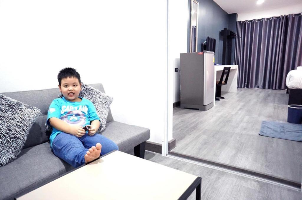 Prinn Hotel Rayong Extérieur photo