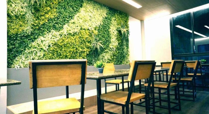 Prinn Hotel Rayong Extérieur photo