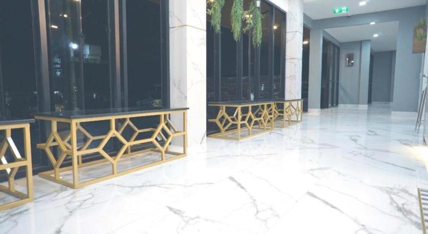 Prinn Hotel Rayong Extérieur photo